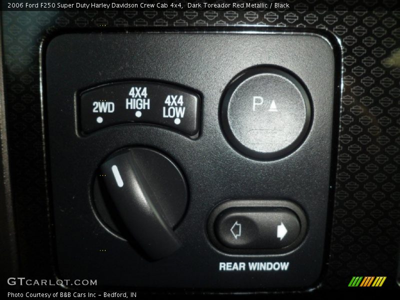 Controls of 2006 F250 Super Duty Harley Davidson Crew Cab 4x4
