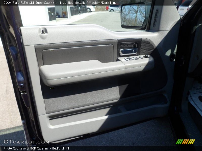 True Blue Metallic / Medium/Dark Flint 2004 Ford F150 XLT SuperCab 4x4