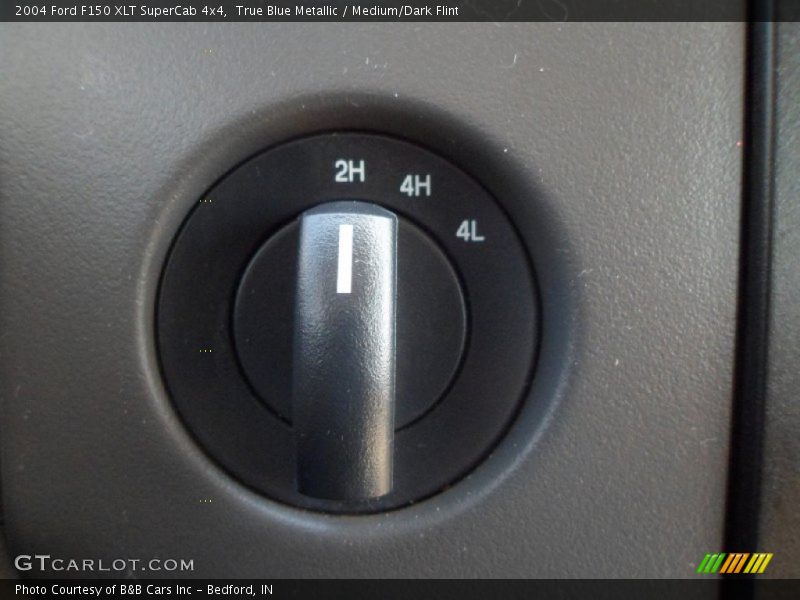 True Blue Metallic / Medium/Dark Flint 2004 Ford F150 XLT SuperCab 4x4