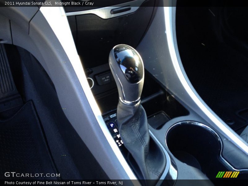 Midnight Black / Gray 2011 Hyundai Sonata GLS