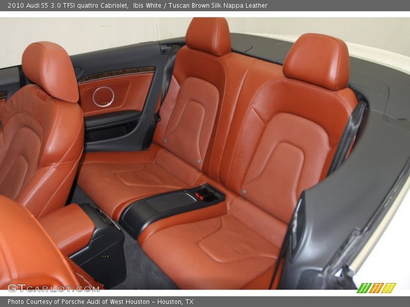 Rear Seat of 2010 S5 3.0 TFSI quattro Cabriolet