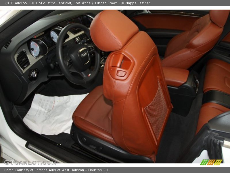 Front Seat of 2010 S5 3.0 TFSI quattro Cabriolet