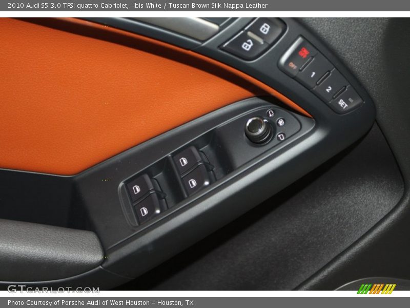 Controls of 2010 S5 3.0 TFSI quattro Cabriolet