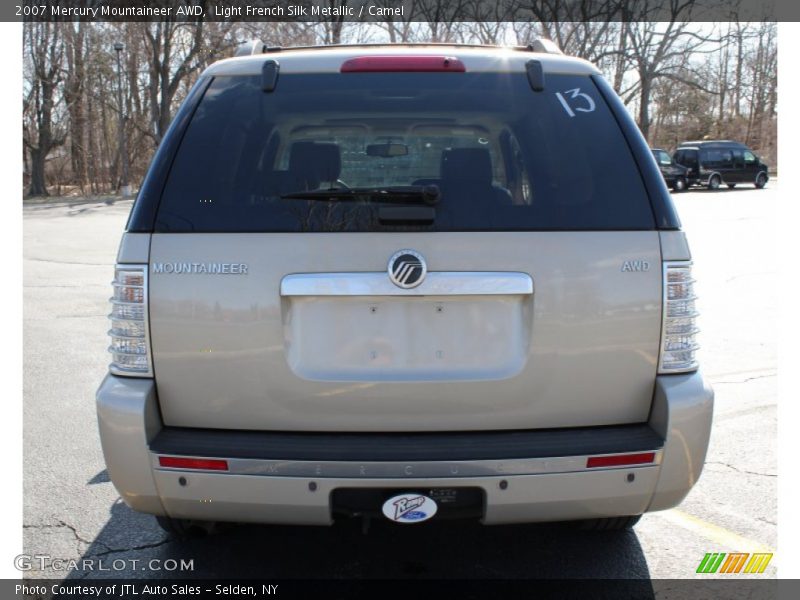 Light French Silk Metallic / Camel 2007 Mercury Mountaineer AWD