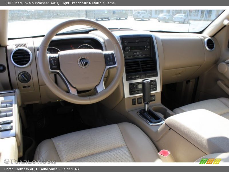 Light French Silk Metallic / Camel 2007 Mercury Mountaineer AWD