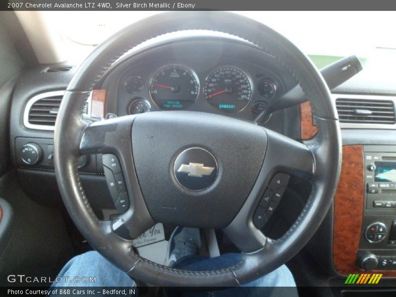 Silver Birch Metallic / Ebony 2007 Chevrolet Avalanche LTZ 4WD