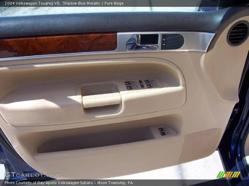 Shadow Blue Metallic / Pure Beige 2004 Volkswagen Touareg V8