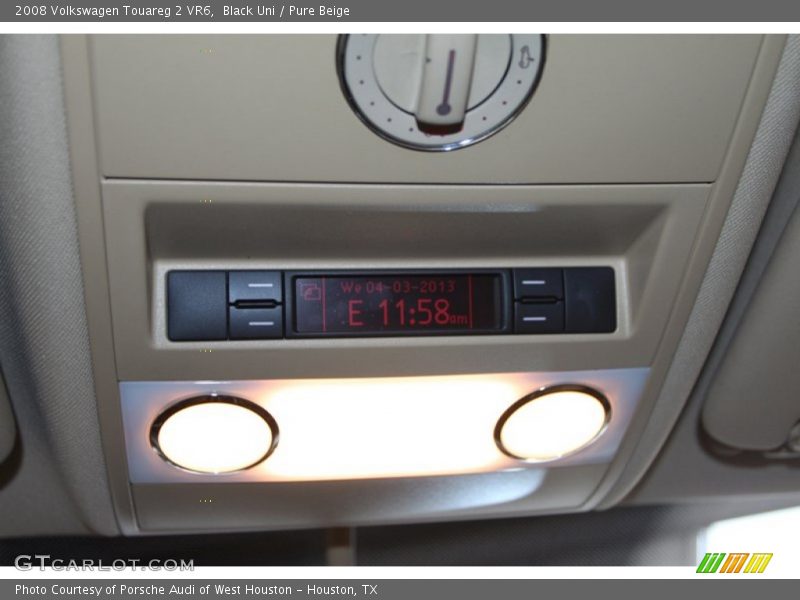 Black Uni / Pure Beige 2008 Volkswagen Touareg 2 VR6