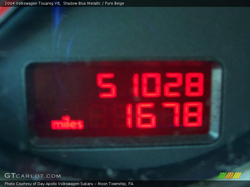 Shadow Blue Metallic / Pure Beige 2004 Volkswagen Touareg V8