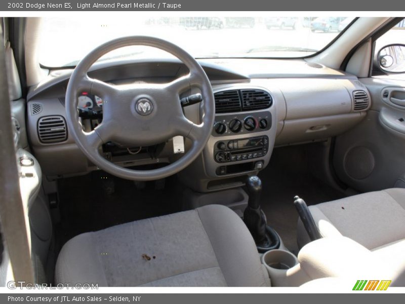 Light Almond Pearl Metallic / Taupe 2002 Dodge Neon ES