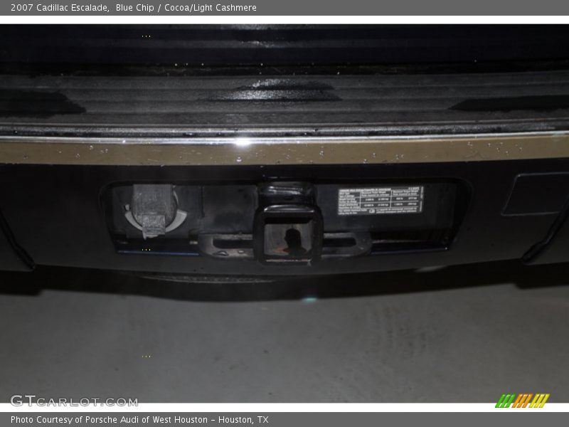 Blue Chip / Cocoa/Light Cashmere 2007 Cadillac Escalade