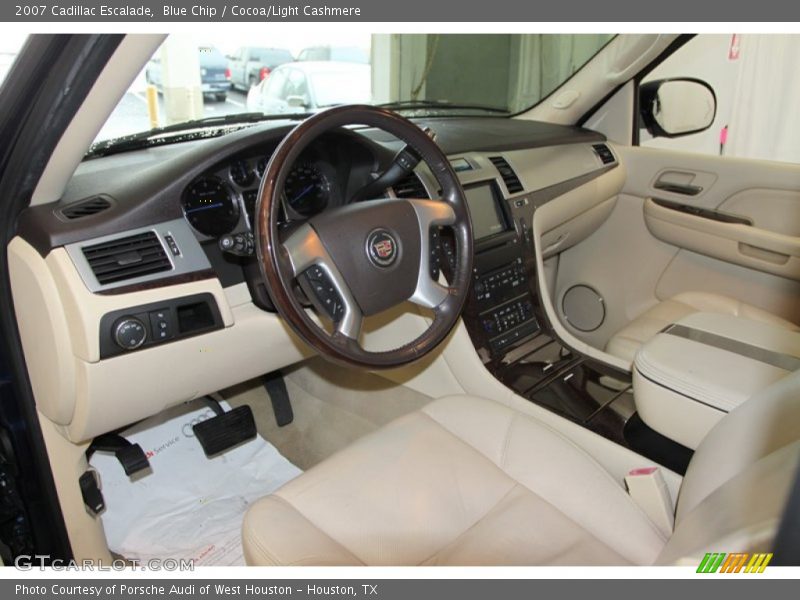Blue Chip / Cocoa/Light Cashmere 2007 Cadillac Escalade