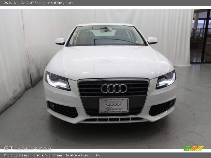 Ibis White / Black 2010 Audi A4 2.0T Sedan