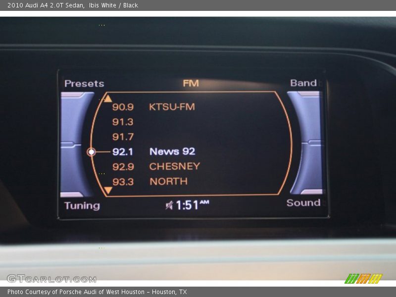 Ibis White / Black 2010 Audi A4 2.0T Sedan