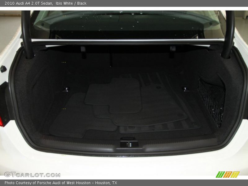 Ibis White / Black 2010 Audi A4 2.0T Sedan