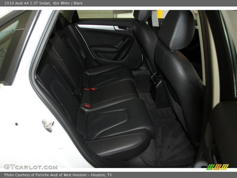 Ibis White / Black 2010 Audi A4 2.0T Sedan