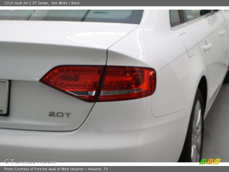 Ibis White / Black 2010 Audi A4 2.0T Sedan