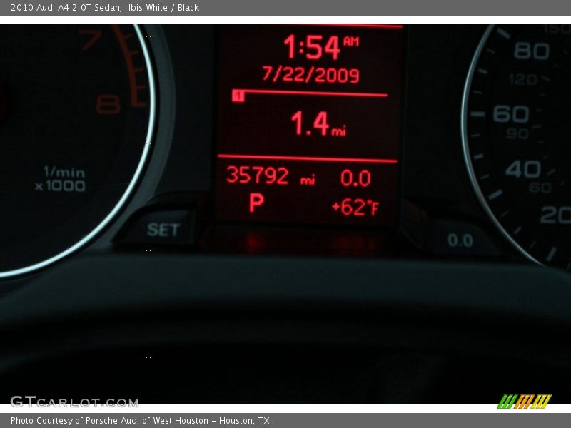 Ibis White / Black 2010 Audi A4 2.0T Sedan