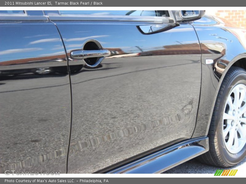 Tarmac Black Pearl / Black 2011 Mitsubishi Lancer ES