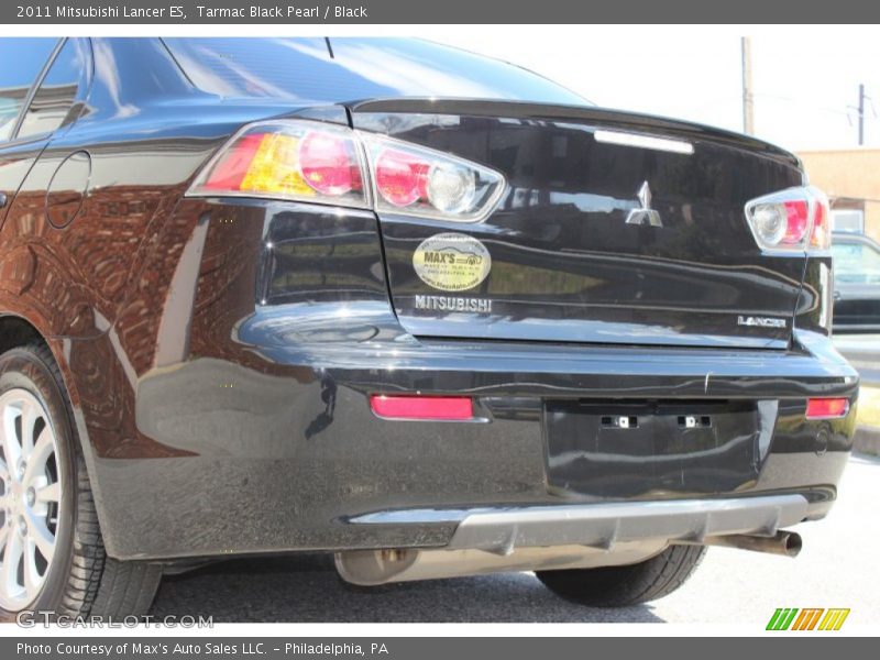 Tarmac Black Pearl / Black 2011 Mitsubishi Lancer ES