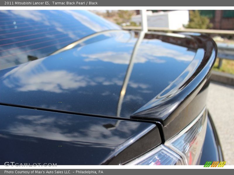 Tarmac Black Pearl / Black 2011 Mitsubishi Lancer ES