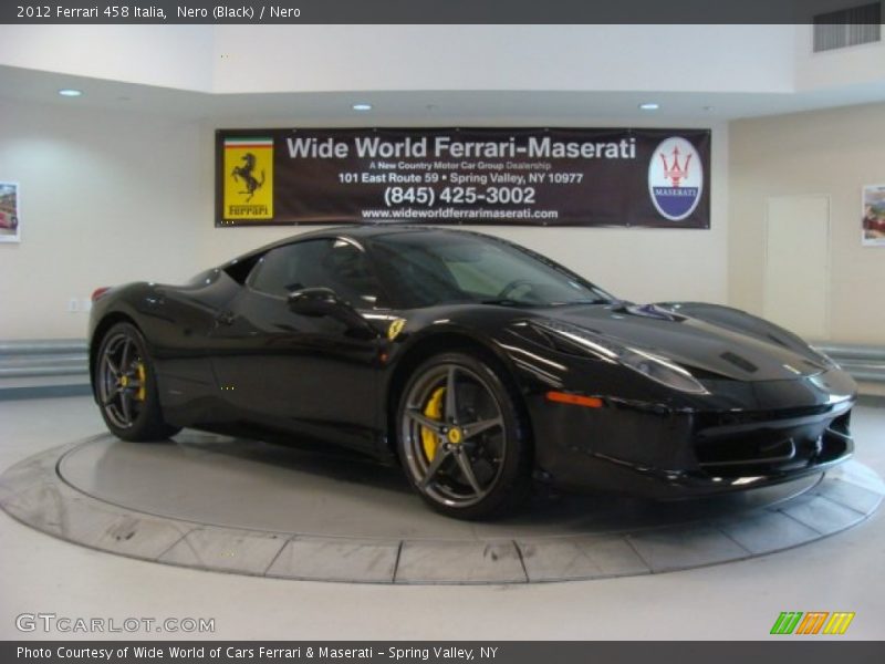 Nero (Black) / Nero 2012 Ferrari 458 Italia