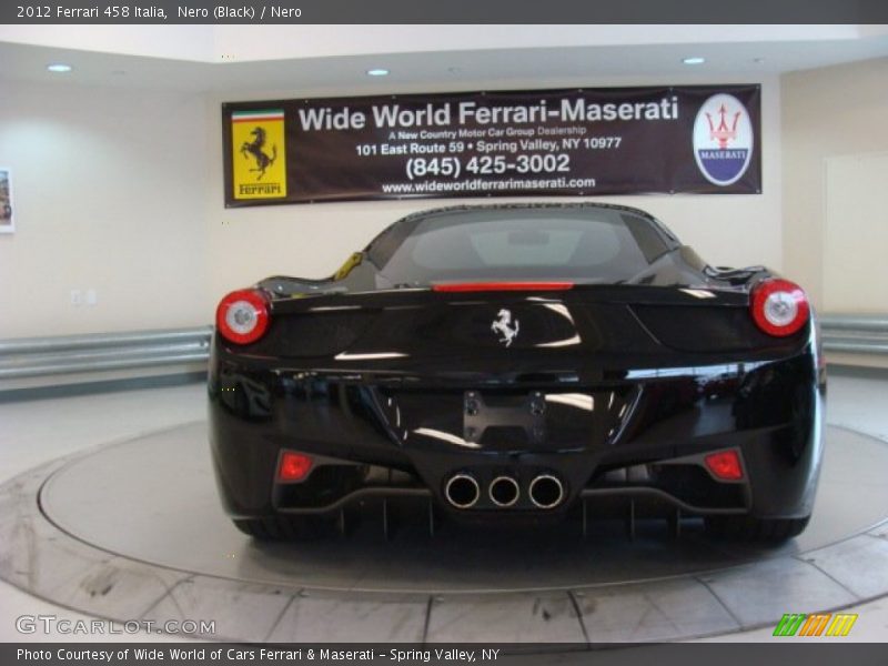 Nero (Black) / Nero 2012 Ferrari 458 Italia