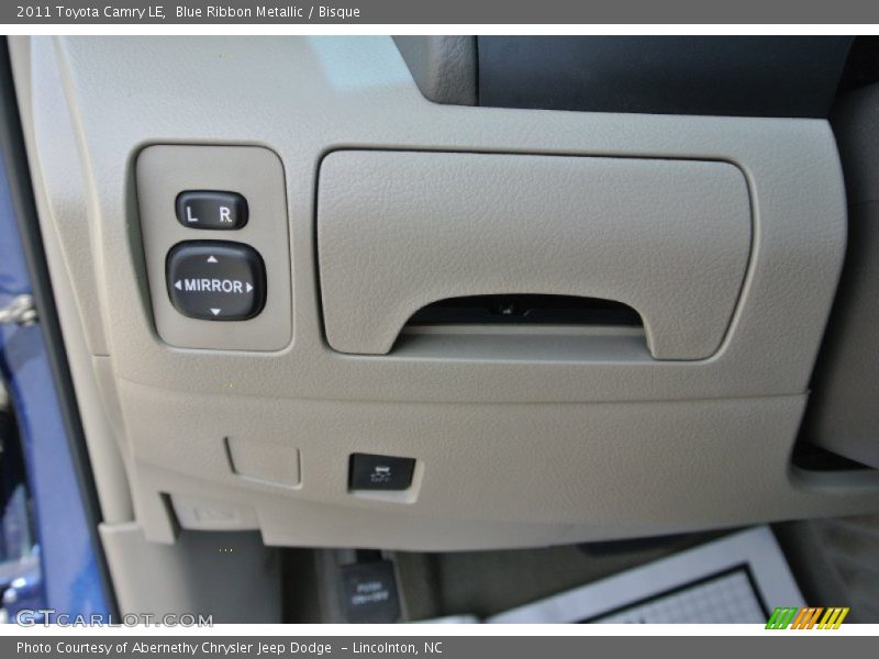 Blue Ribbon Metallic / Bisque 2011 Toyota Camry LE