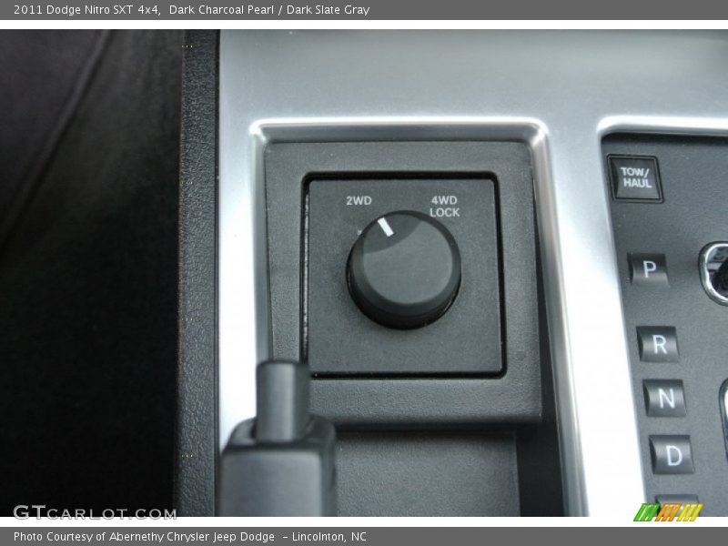 Dark Charcoal Pearl / Dark Slate Gray 2011 Dodge Nitro SXT 4x4