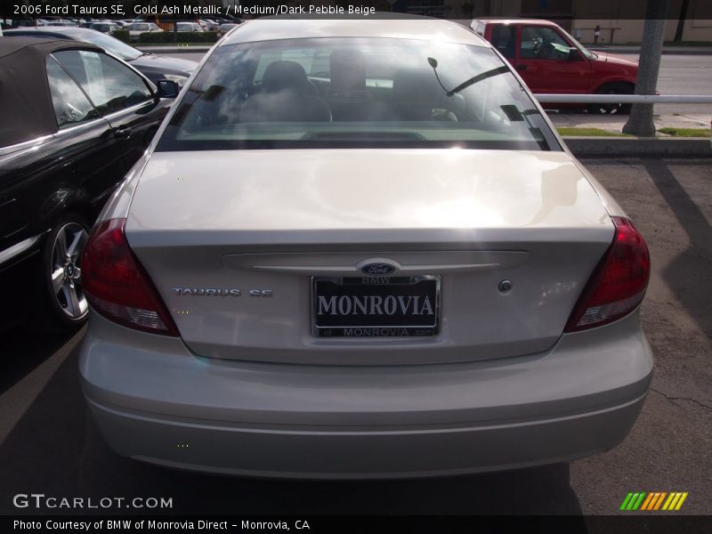 Gold Ash Metallic / Medium/Dark Pebble Beige 2006 Ford Taurus SE