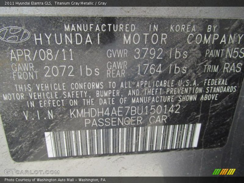 Titanium Gray Metallic / Gray 2011 Hyundai Elantra GLS