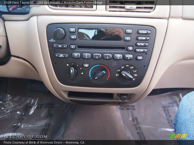 Gold Ash Metallic / Medium/Dark Pebble Beige 2006 Ford Taurus SE