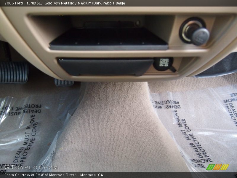 Gold Ash Metallic / Medium/Dark Pebble Beige 2006 Ford Taurus SE