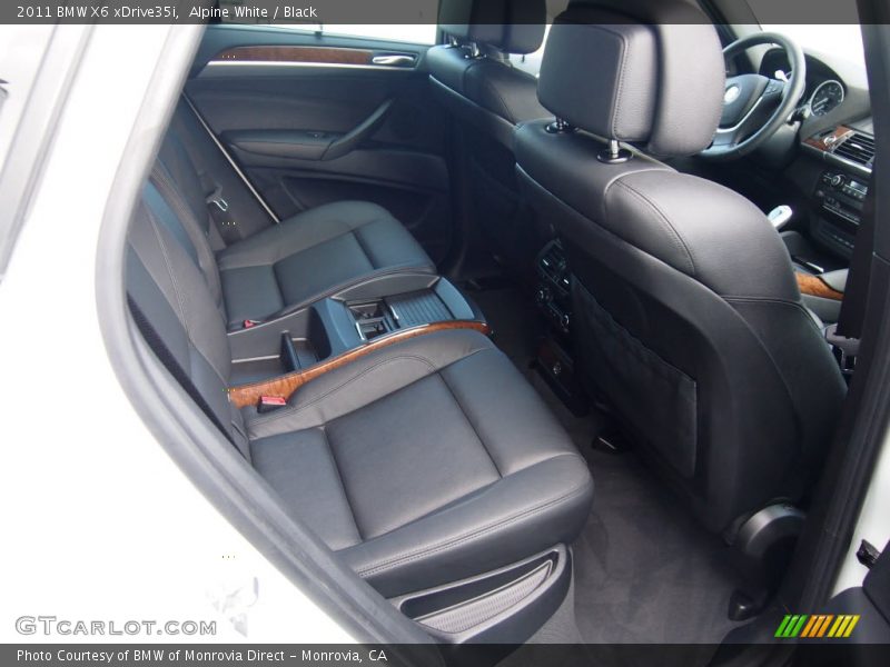 Alpine White / Black 2011 BMW X6 xDrive35i