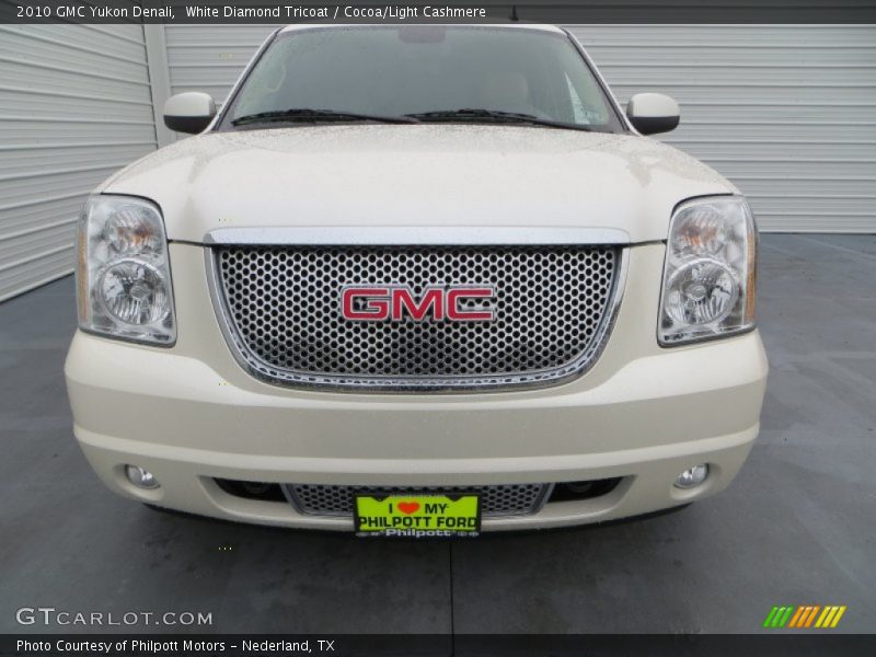 White Diamond Tricoat / Cocoa/Light Cashmere 2010 GMC Yukon Denali