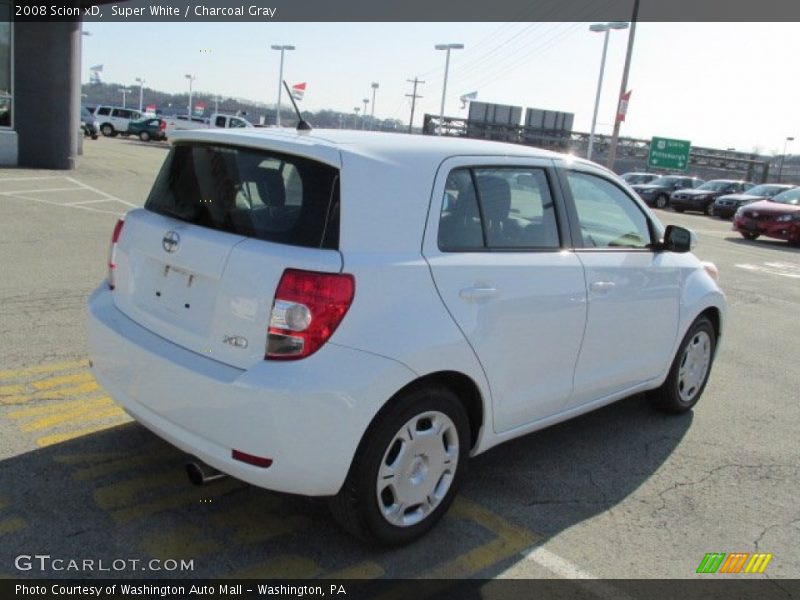 Super White / Charcoal Gray 2008 Scion xD