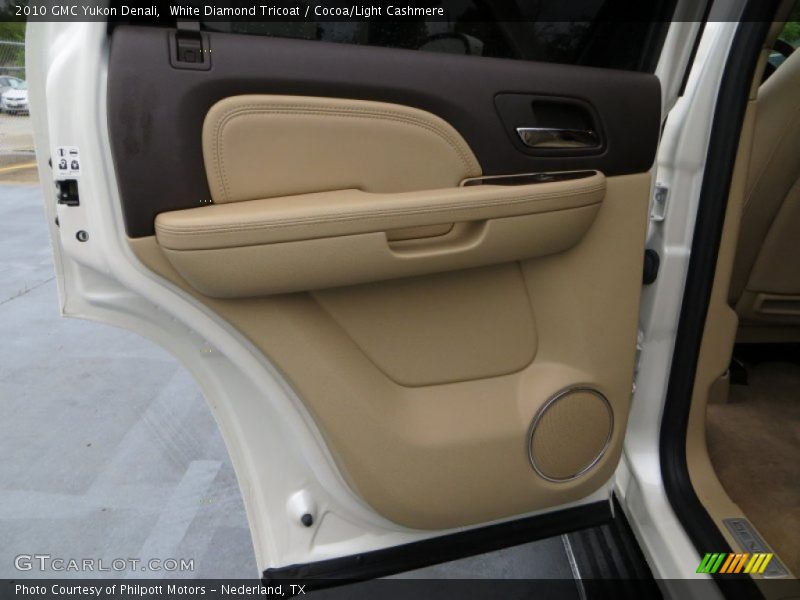 White Diamond Tricoat / Cocoa/Light Cashmere 2010 GMC Yukon Denali