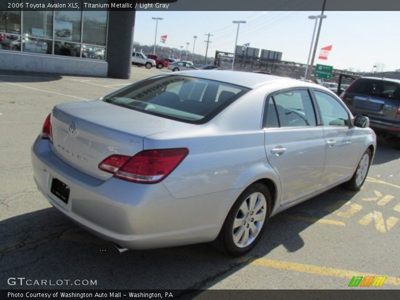 Titanium Metallic / Light Gray 2006 Toyota Avalon XLS