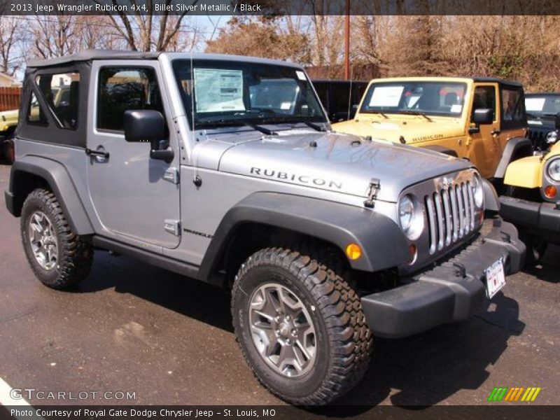 Front 3/4 View of 2013 Wrangler Rubicon 4x4