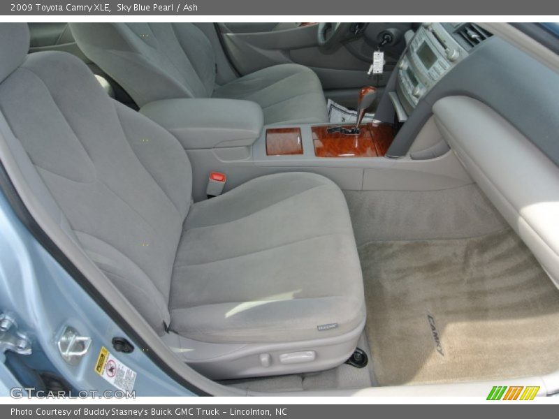 Sky Blue Pearl / Ash 2009 Toyota Camry XLE