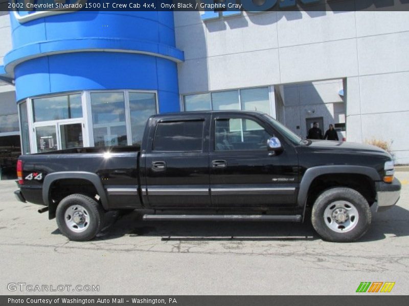 Onyx Black / Graphite Gray 2002 Chevrolet Silverado 1500 LT Crew Cab 4x4