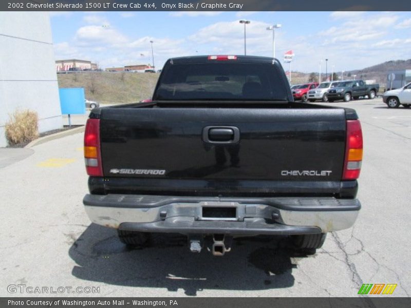 Onyx Black / Graphite Gray 2002 Chevrolet Silverado 1500 LT Crew Cab 4x4