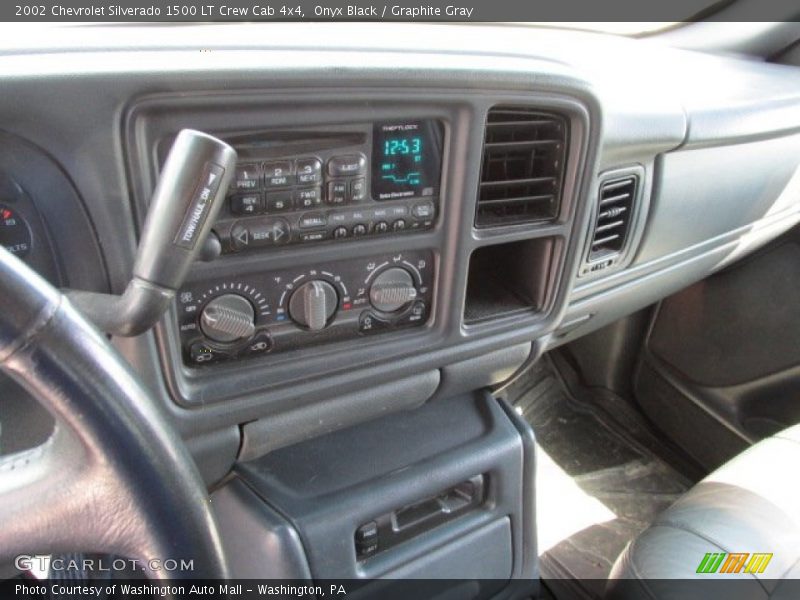 Onyx Black / Graphite Gray 2002 Chevrolet Silverado 1500 LT Crew Cab 4x4