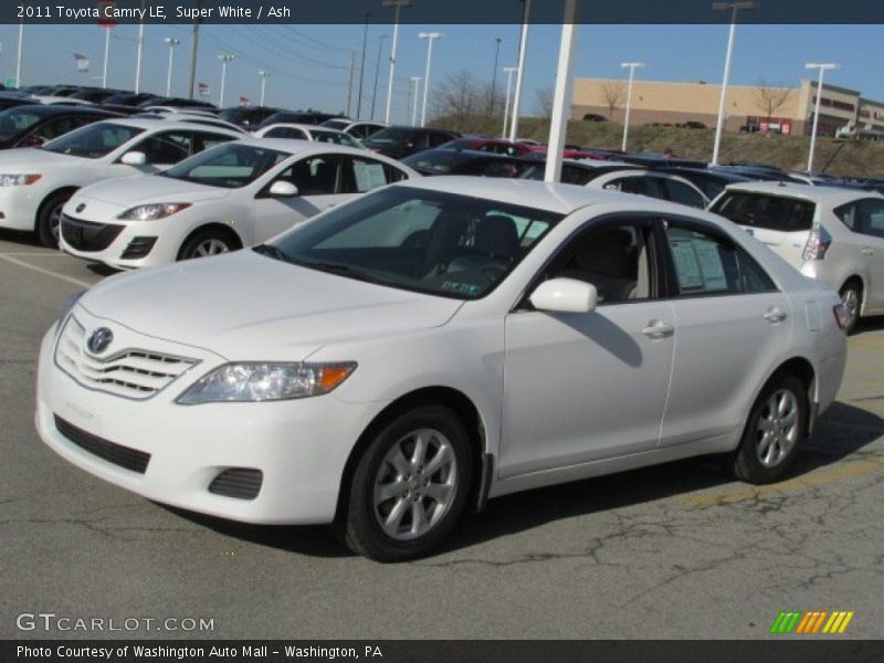 Super White / Ash 2011 Toyota Camry LE