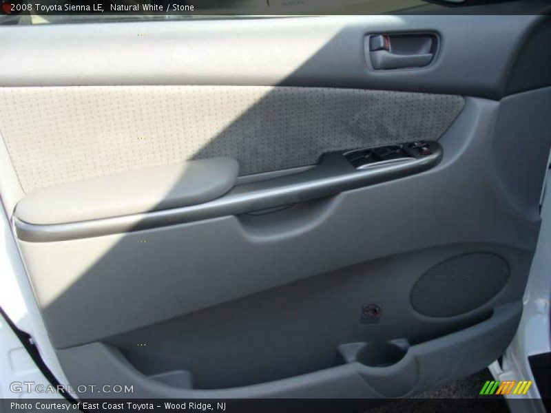 Natural White / Stone 2008 Toyota Sienna LE