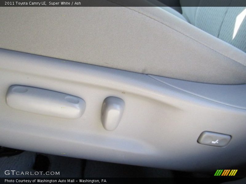 Super White / Ash 2011 Toyota Camry LE