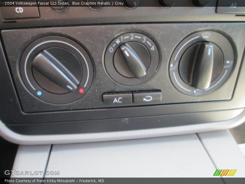 Blue Graphite Metallic / Grey 2004 Volkswagen Passat GLS Sedan