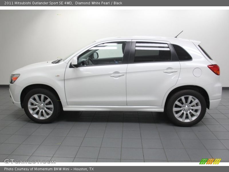 Diamond White Pearl / Black 2011 Mitsubishi Outlander Sport SE 4WD