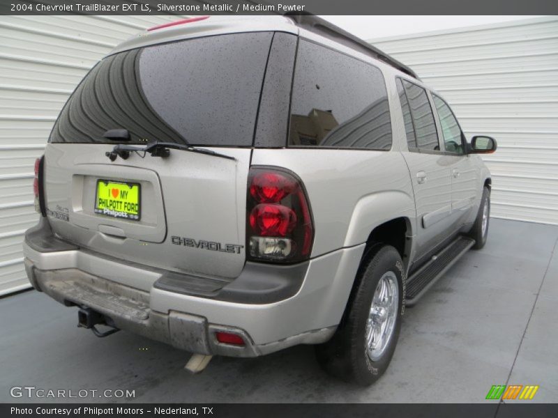Silverstone Metallic / Medium Pewter 2004 Chevrolet TrailBlazer EXT LS
