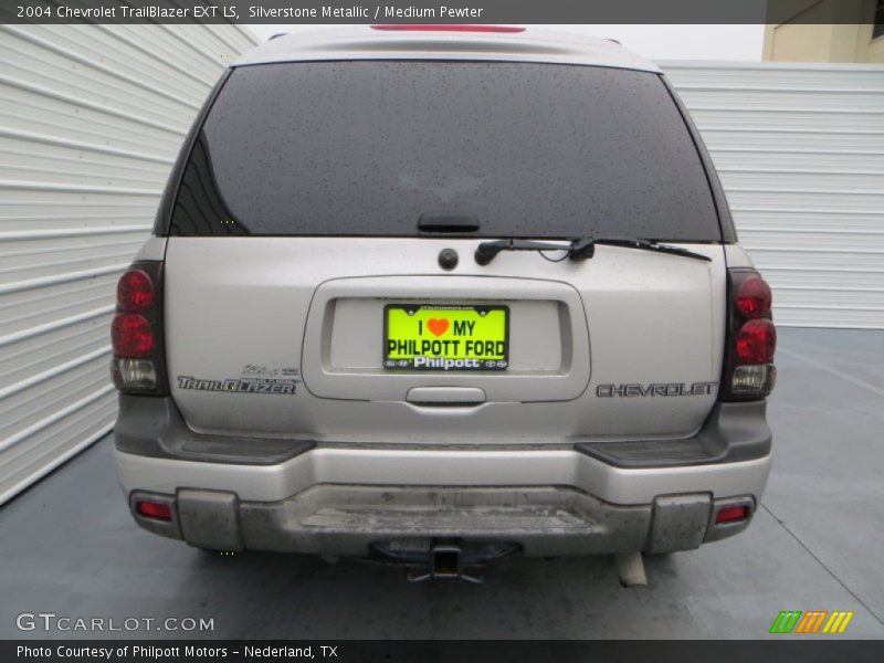 Silverstone Metallic / Medium Pewter 2004 Chevrolet TrailBlazer EXT LS